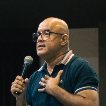 Pastor Mauricio